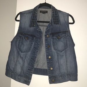 FOREVER 21 Denim Vest Size Large